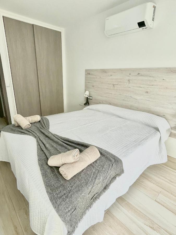 Island Suites Arona  Exterior photo